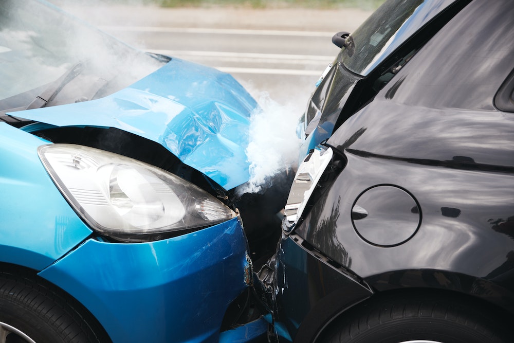 La loi Badinter et les accidents de la route impliquant des véhicules d'auto-écoles