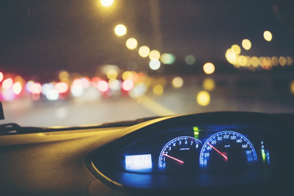 Retrait de permis pour excès de vitesse : comment réagir et se défendre efficacement ?