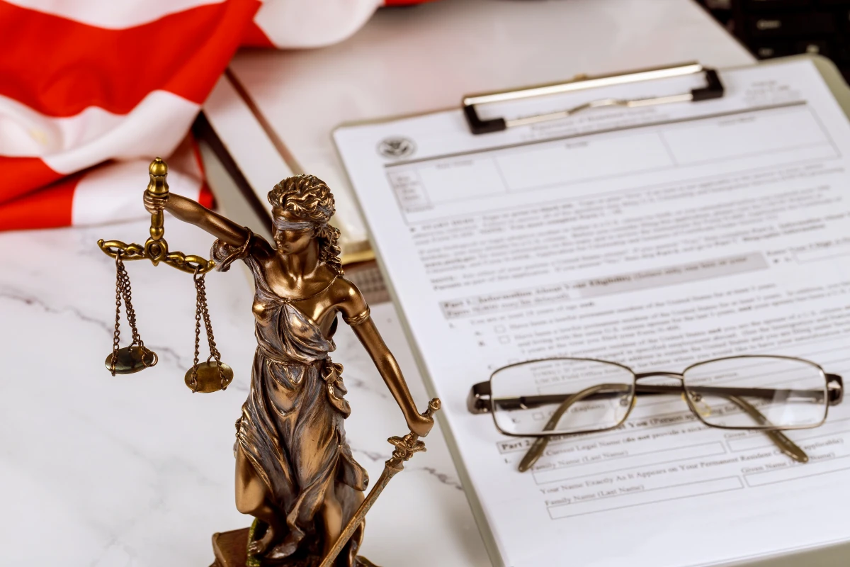 Porter plainte devant le tribunal administratif : mode d'emploi et conseils d'avocat