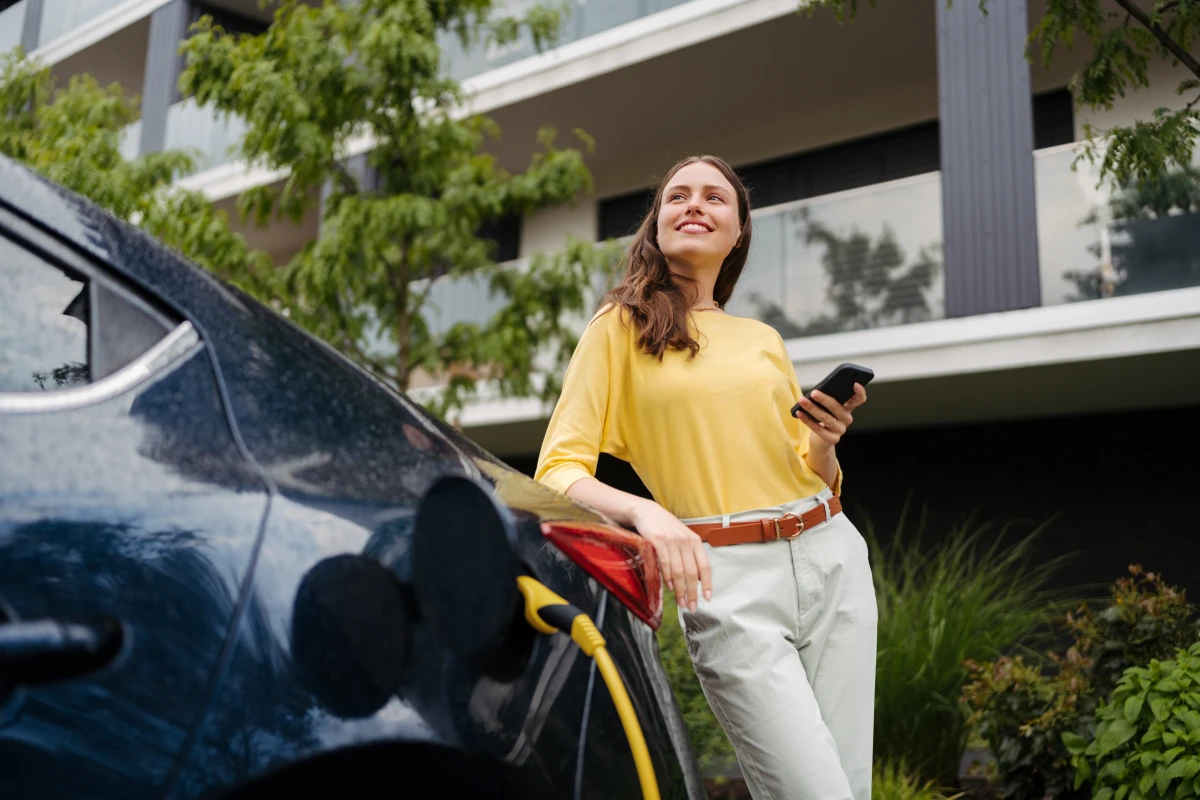 Les Normes de Certification pour les Installateurs de Bornes de Recharge Tesla : Un Enjeu Juridique et Technique Majeur